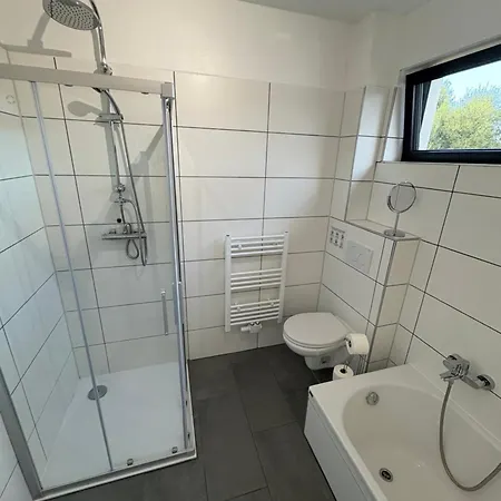 Modernes 3 - Zentral - Nahe Hamburg & Luebeck Apartmán