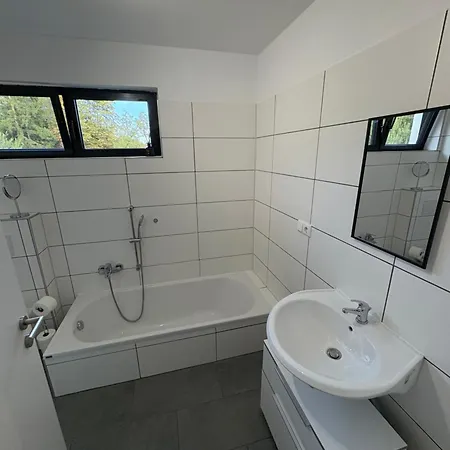 Modernes 3 - Zentral - Nahe Hamburg & Luebeck Apartmán